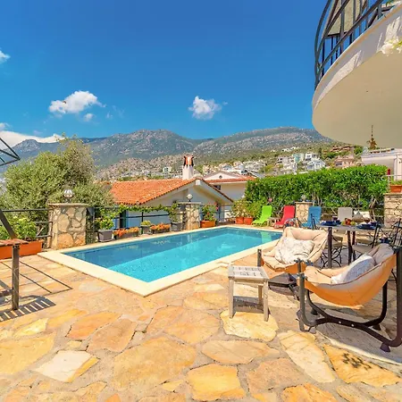 Stunning Sea View With Private Pool