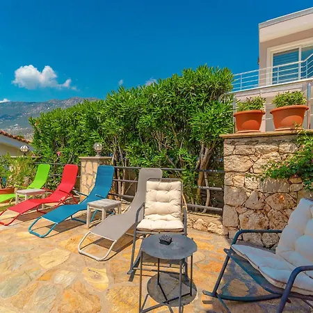 Stunning Sea View With Private Pool Villa *